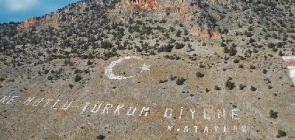 Kıbrıs Barış Harekatı yıldönümünde Zorlu’dan KKTC vurgusu