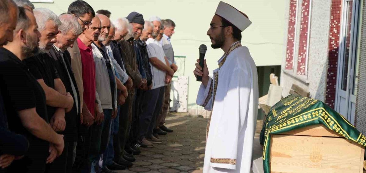 Kırklareli’de parkta eski eşi tarafından vurulan anne ve 4 yaşındaki kızı hayatını kaybetti