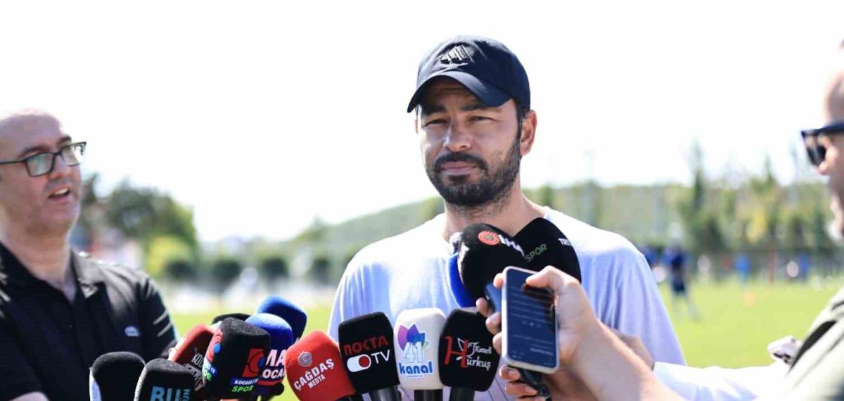 Kocaelispor teknik direktörü Selçuk İnan: Riva kampı sürüyor, mali şartlar transferleri kısıtlıyor