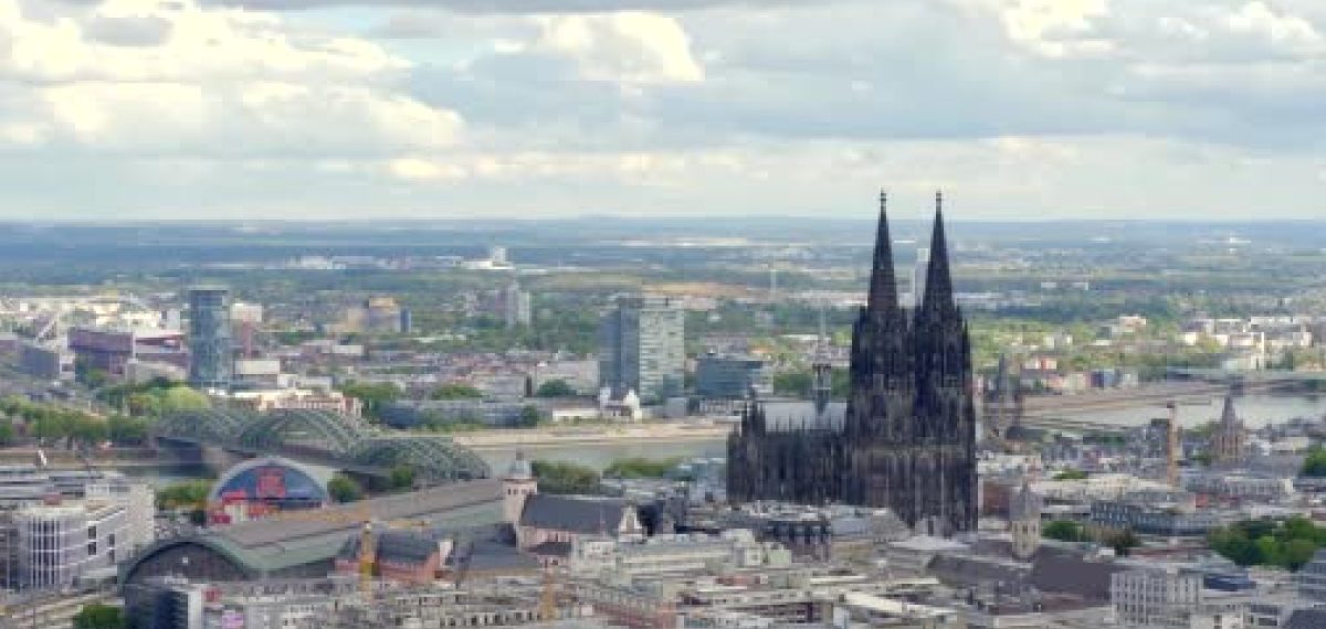 Köln Katedrali ziyaretleri ücretli oldu: giriş 12 euro, ibadet ücretsiz