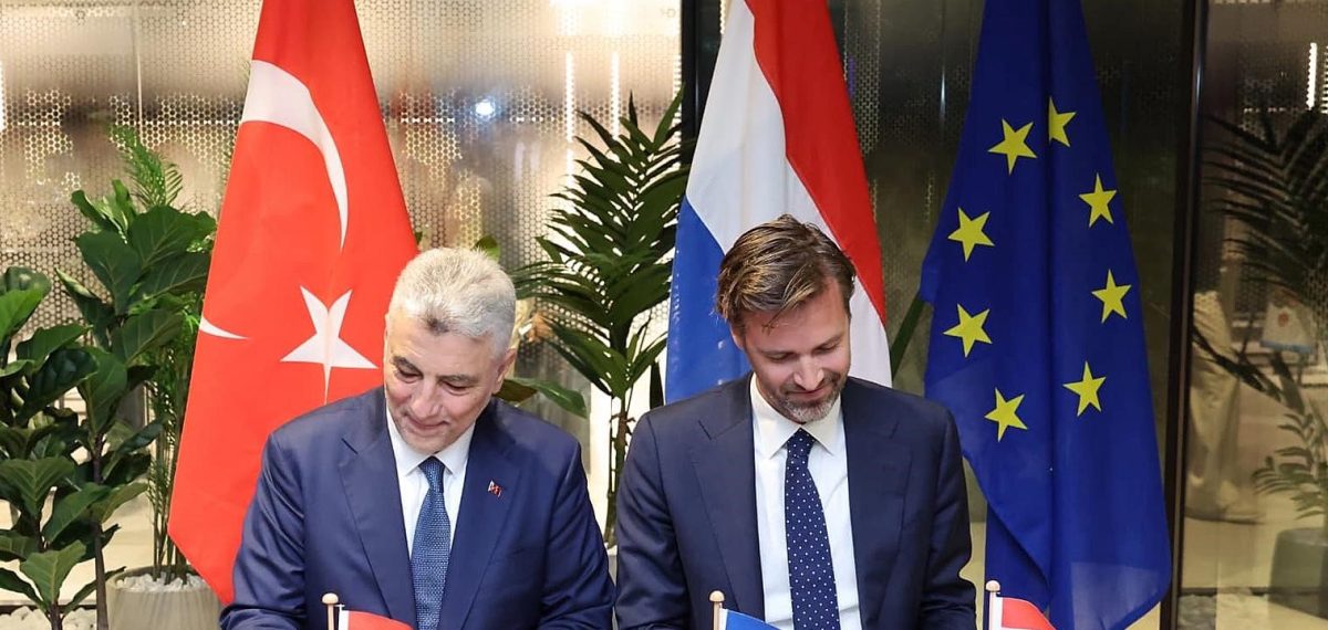 Lahey’de JETCO görüşmesi: Ticaret Bakanı Ömer Bolat, Türkiye-Hollanda ekonomik iş birliğinin yol haritasını açıkladı