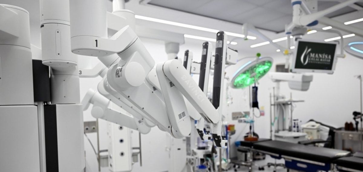 Manisa’da Da Vinci X ile 2 ayda yaklaşık 30 başarılı robotik ameliyat gerçekleştirildi