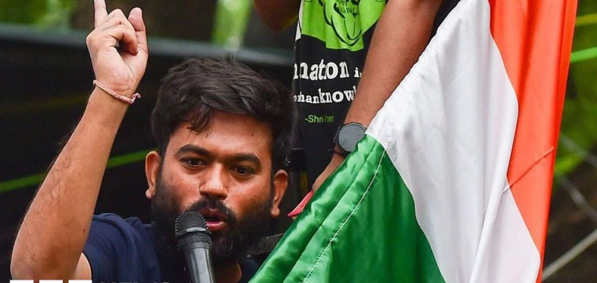 Mass protests in Delhi met with police baton charges as CJP demands resignation