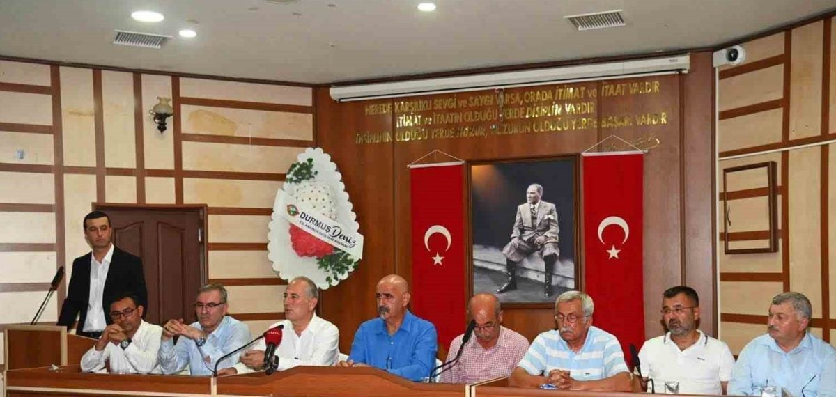 Mersin Anamur’da üreticiler ortak taleplerini açıkladı: İthalata kısıtlama ve zincir marketlerde öncelik istendi