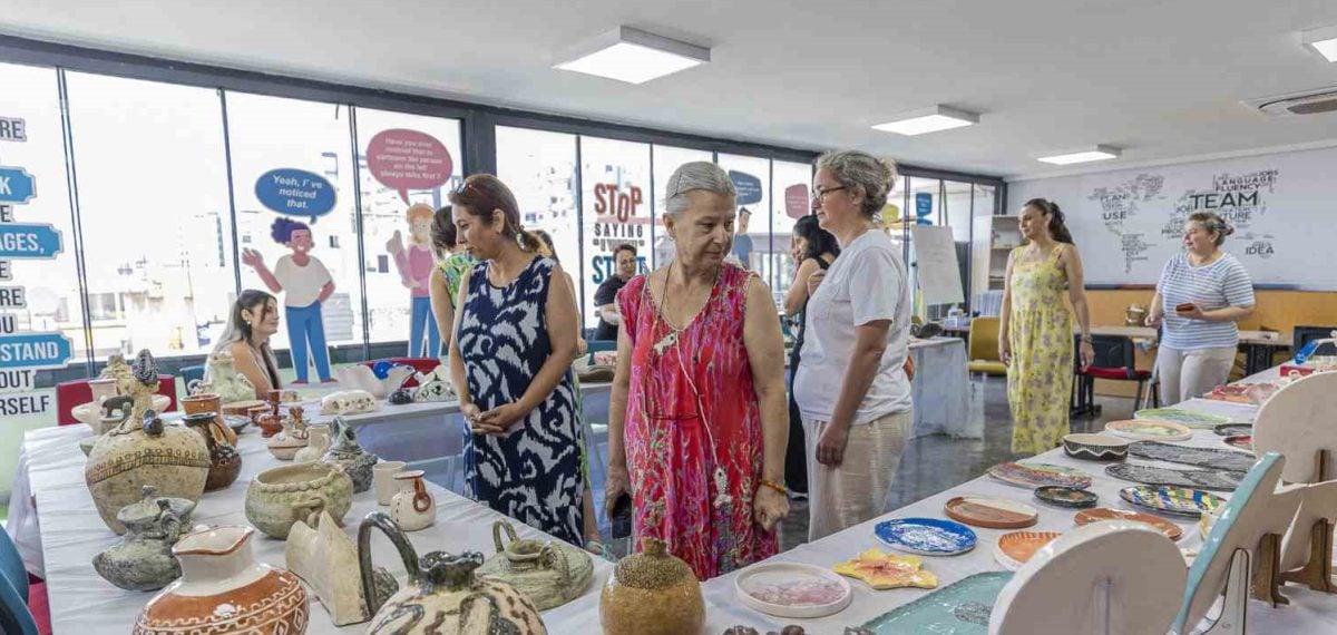 Mersin’de ücretsiz seramik kursu tamamlandı, kadınlar eserlerini sergiledi