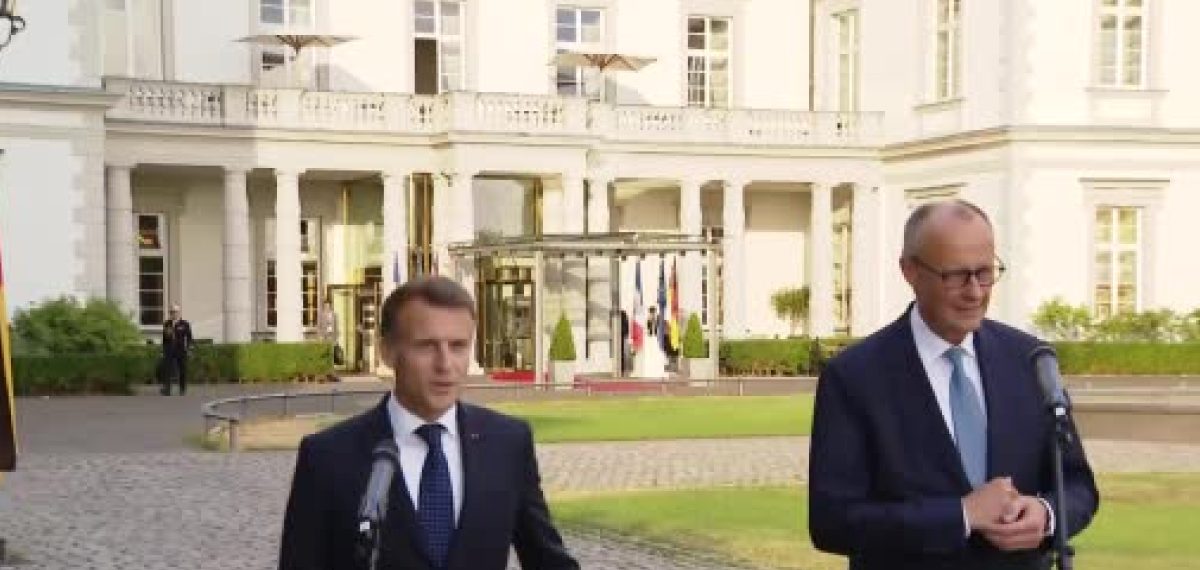Merz ve Macron ortak kabine toplantısı öncesi Bergisch Gladbach’ta buluştu