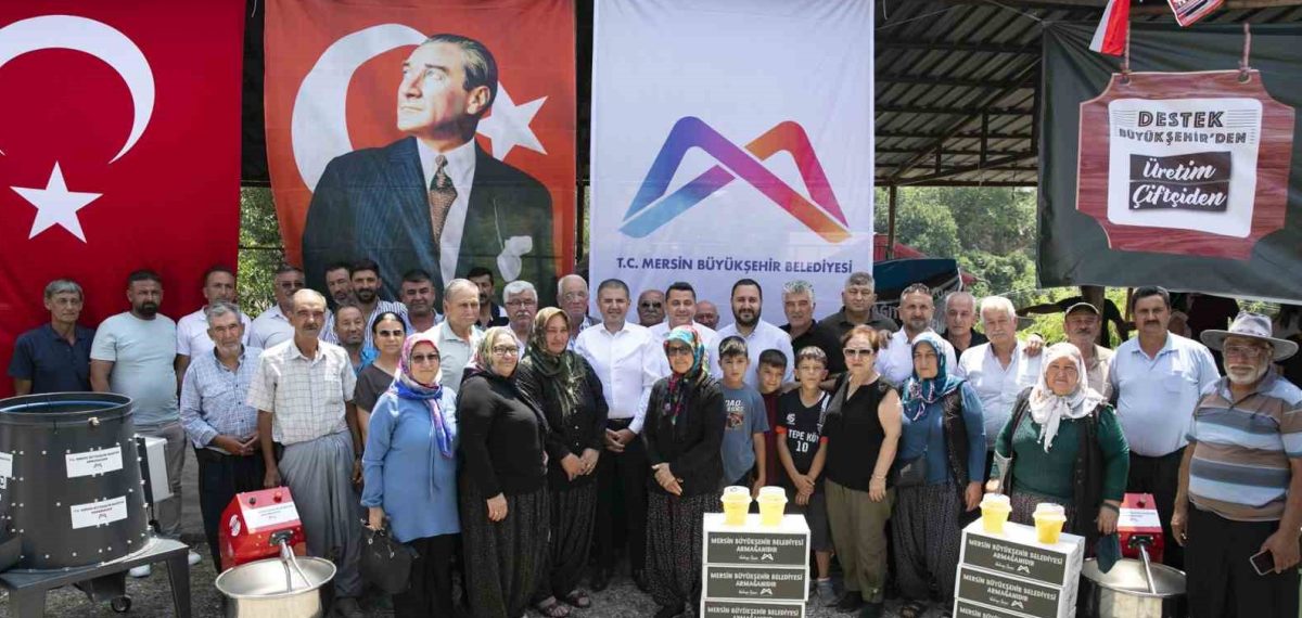 Mezitli’de 453 üreticiye 13 bin 520 feromon tuzağı ve altyapı desteği