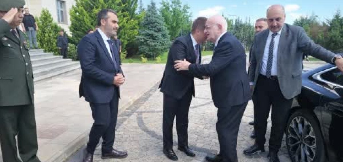 MKE Silah Müzesi’ni gezen İsmail Kahraman: Savunma sanayisinde önemli mesafe kat edildi