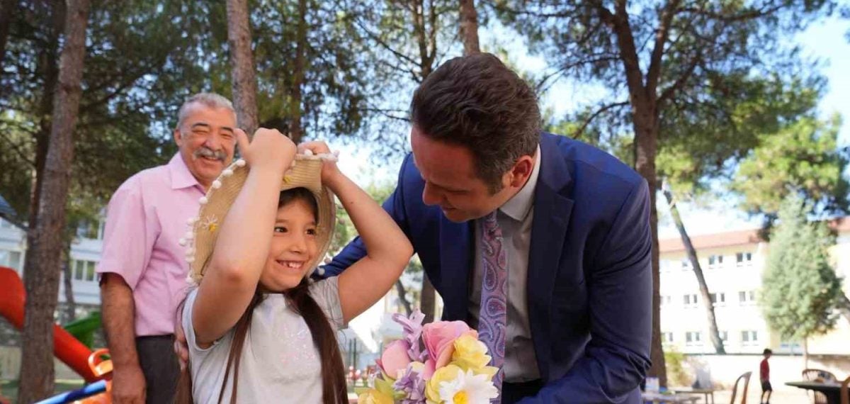 Muğla Milli Eğitim Müdürü yaz dönemi anaokulunu ziyaret etti, öğretmenleri tebrik etti