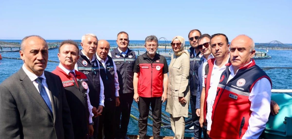 Muğla’daki su ürünleri tesisini inceleyen Bakan Yumaklı: 2028 hedefi 750 bin ton yetiştiricilik ve 3 milyar Dolar ihracat