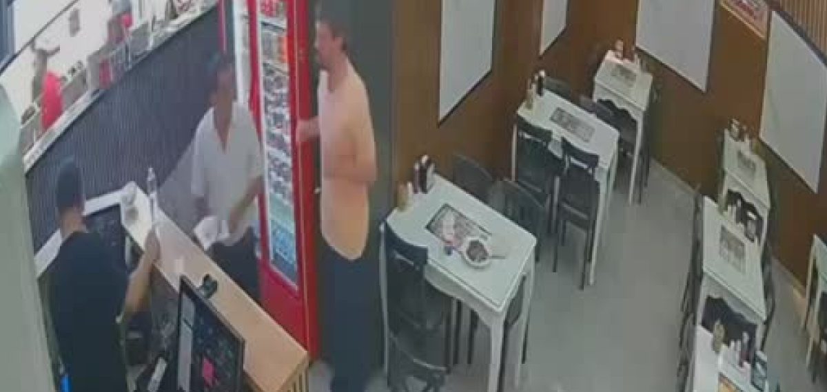 Müşterinin boğazına kaçan lavaşı çalışanların Heimlich manevrası kurtardı