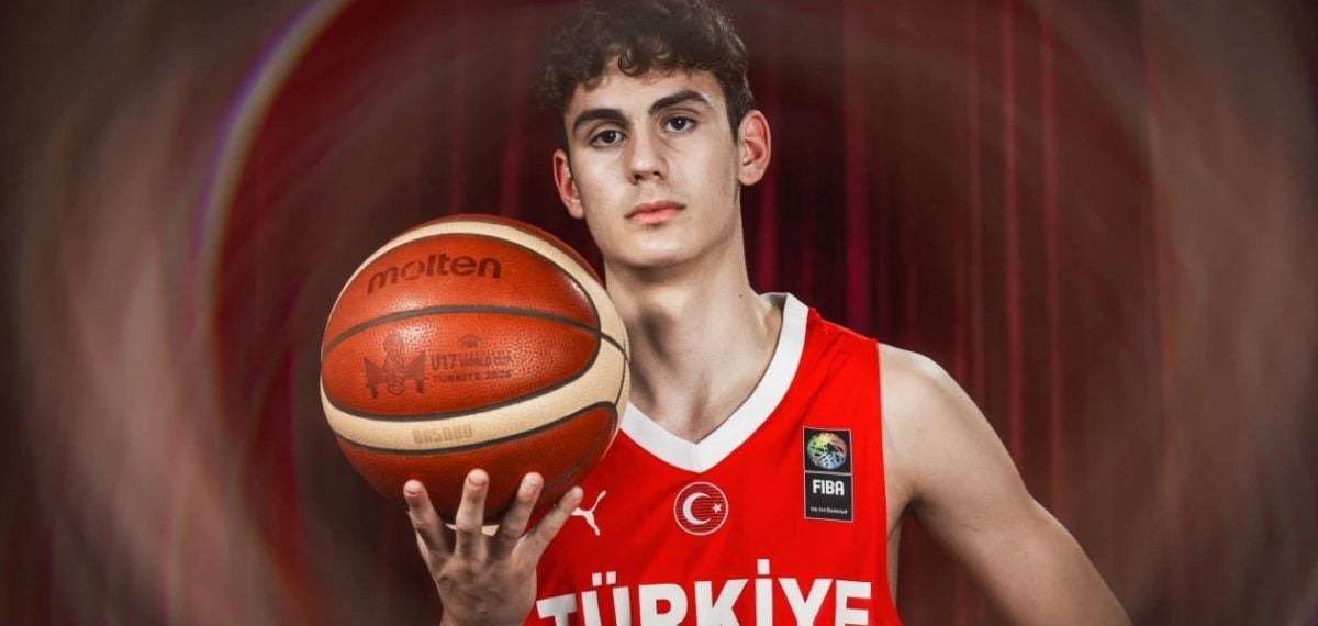 Ömer Kutluay: Tutku onu bitirmiyor, U17’den U20’ye iki şampiyonluk yolculuğu