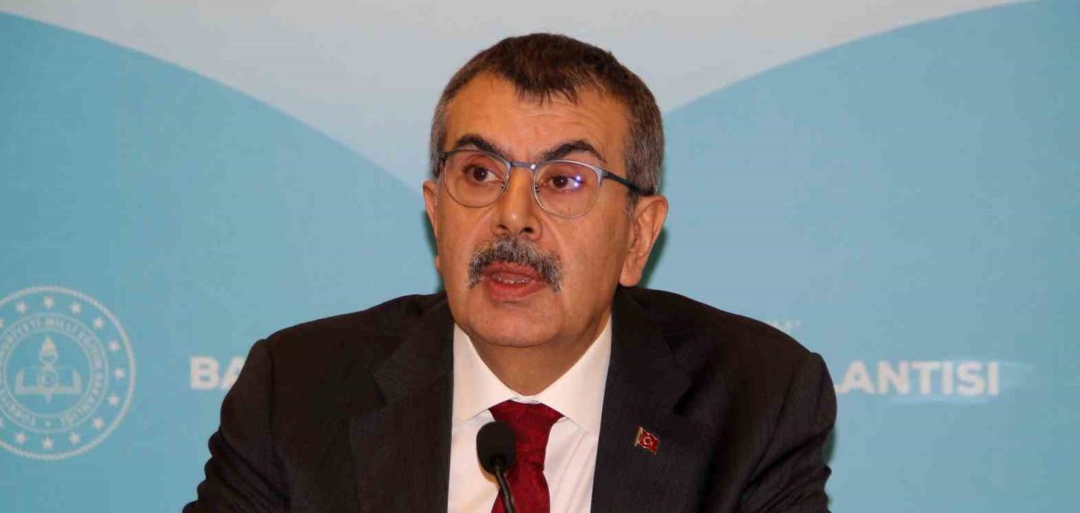 Özel okul öğretmenlerinin ortalama ücreti 40 bin lira, bakan soruşturma çağrısı