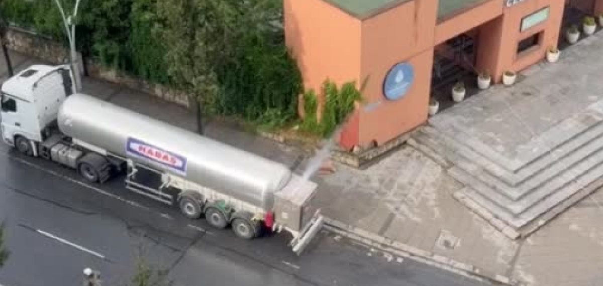 Park halindeki tanker basınçlı hava saldı, sürücü dönüşte havalandırma dedi