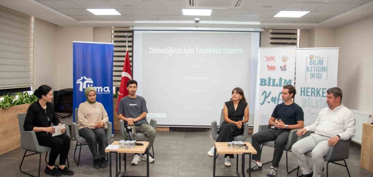 Selçuk Üniversitesi’nden otonom sualtı araçları ve yapay zekâ sunumu lise öğrencileriyle buluştu