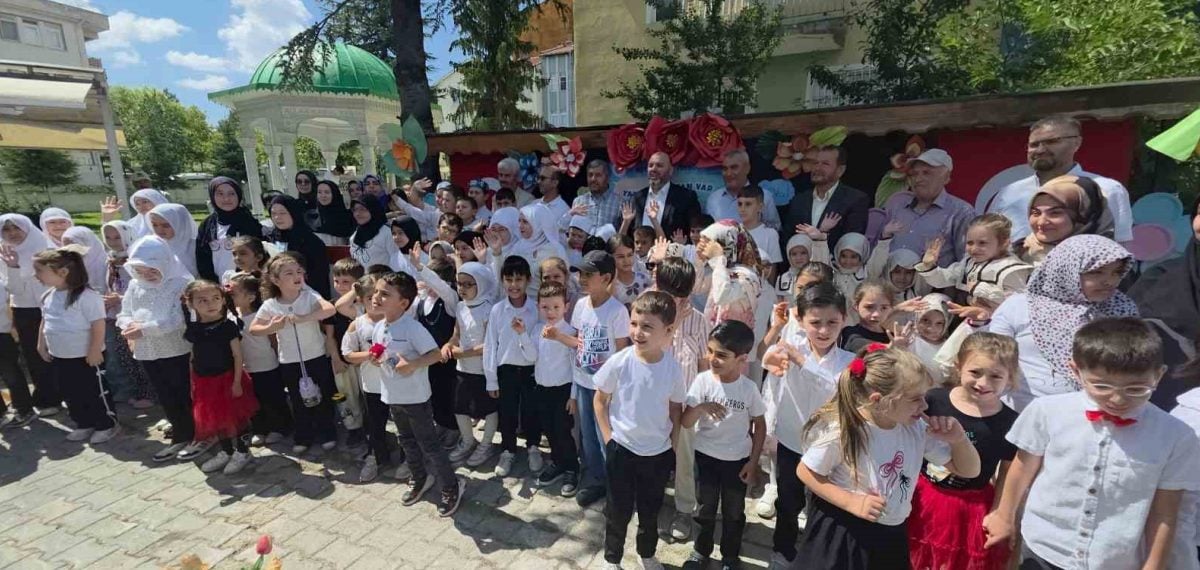 Selimiye Kur’an Kursu’nda çocuk şenliği düzenlendi, öğrenciler gösteri sundu