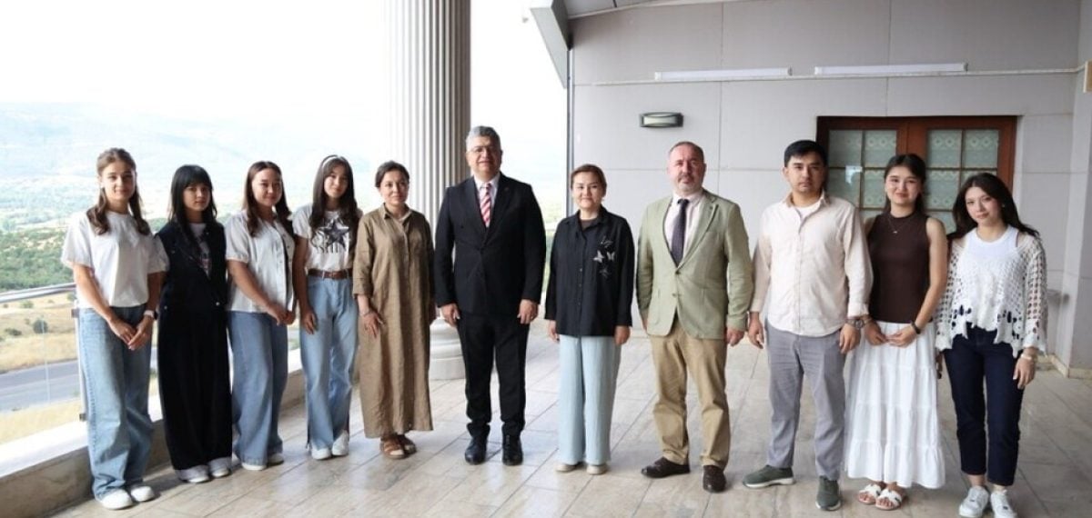 Semerkantlı öğrenciler DPÜ yaz okulunda buluştu, akademik ve kültürel program başladı