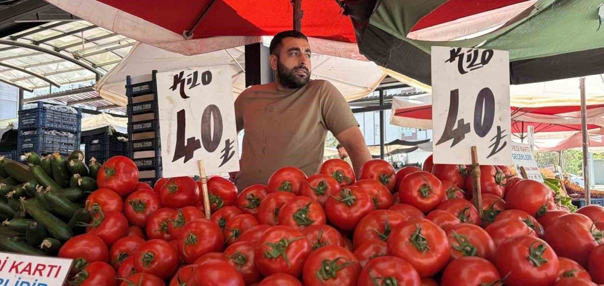 Semt pazarlarında fiyatlar sabit kaldı, vatandaş alım gücünden memnun