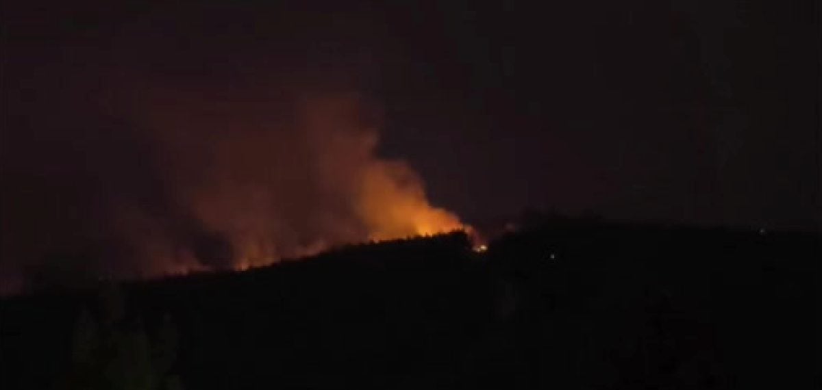 Seydikemer’de sabah başlayan orman yangını gece boyunca karadan söndürüldü