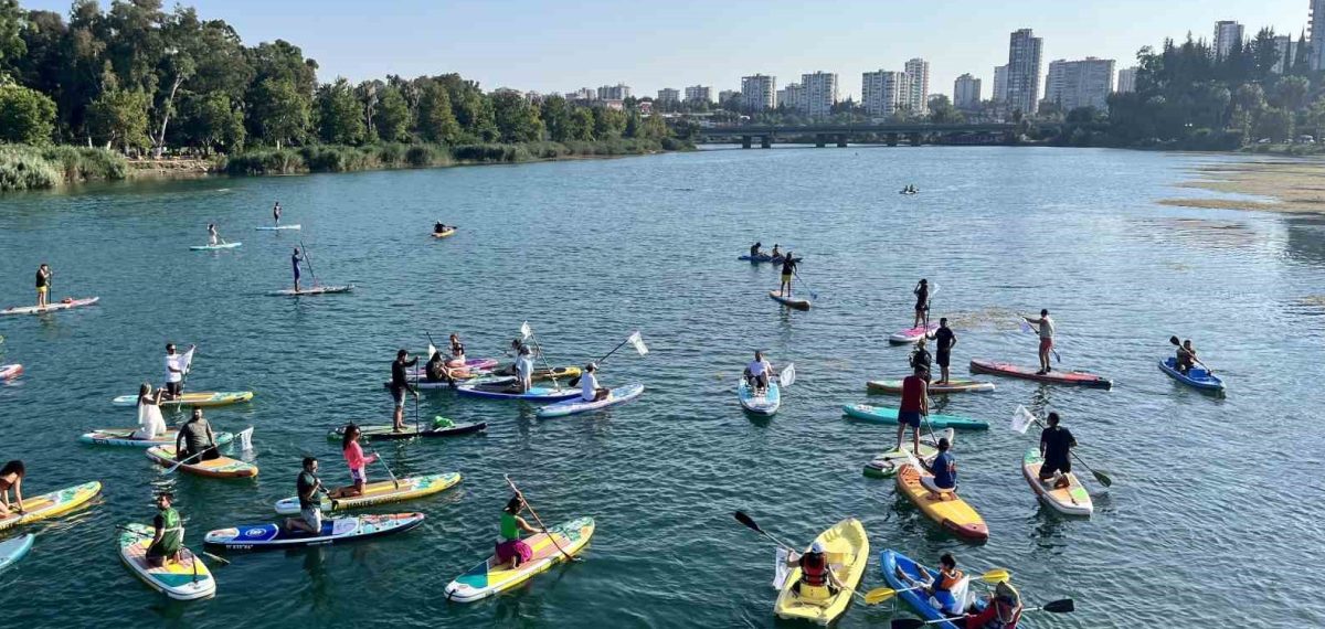 Seyhan Nehri’nde Yeşilay öncülüğünde kano etkinliği düzenlendi