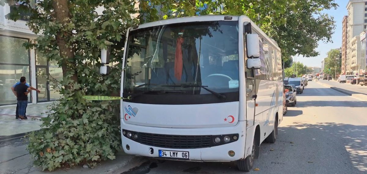 Sultangazi’de park halindeki minibüste 73 yaşındaki adam ölü bulundu