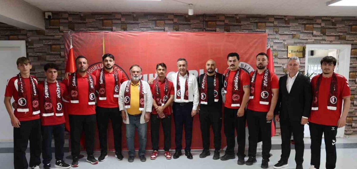 Sungurlu Belediyespor milli güreşçilerle sözleşme imzaladı