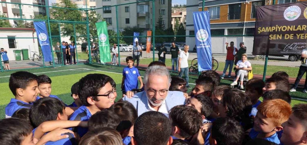 Talas’ta Yaz Spor Okulları açıldı; Başkan Yalçın destek verdi