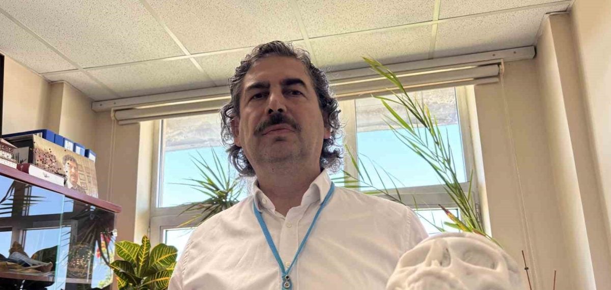 Trabzon’da özel 3 boyutlu implantla alın çöküklüğü giderildi