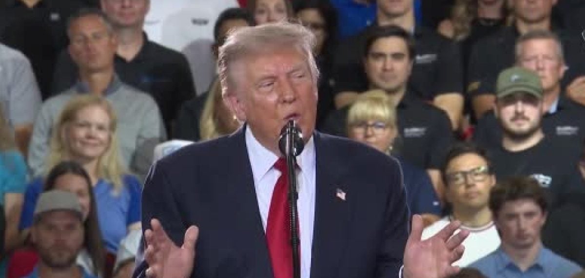 Trump: İran’ın askeri kapasitesini büyük oranda yok ettik, görüşüyorlar