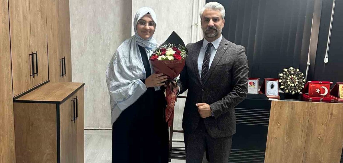 Van’da LGS birincisi Meryem Sakman tam puanla Türkiye birincileri arasında