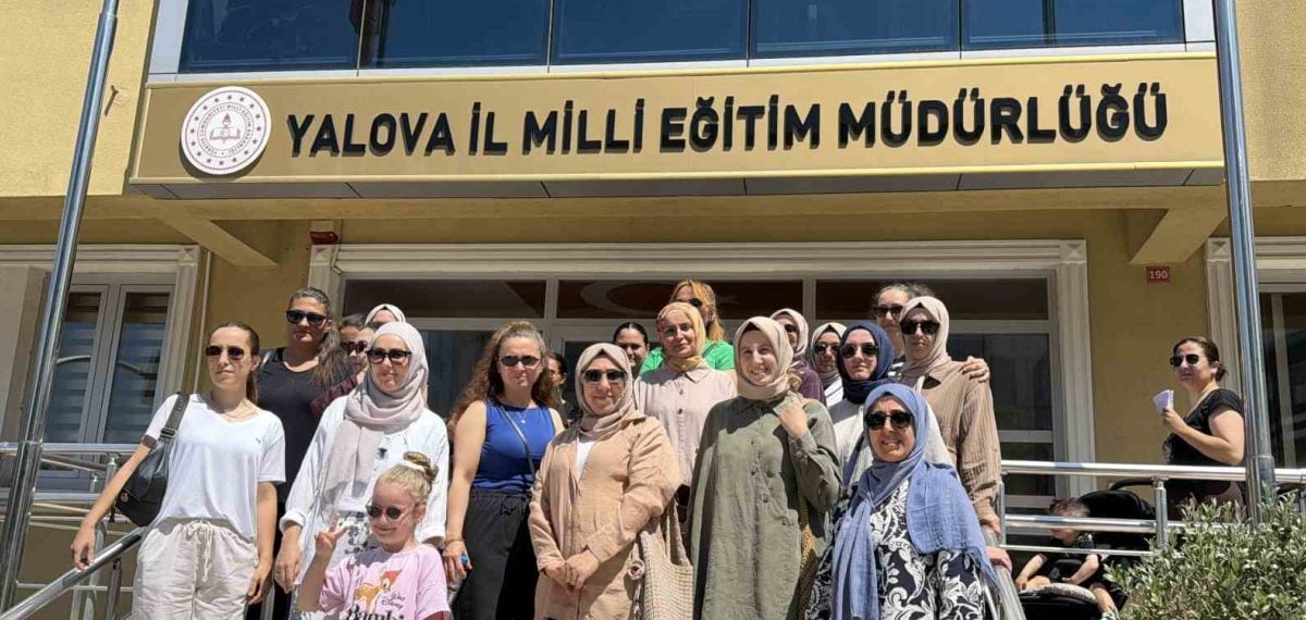 Yalova’da veliler Suzan Tuna İlkokulu’nun ikili eğitime geçirilmesine itiraz etti