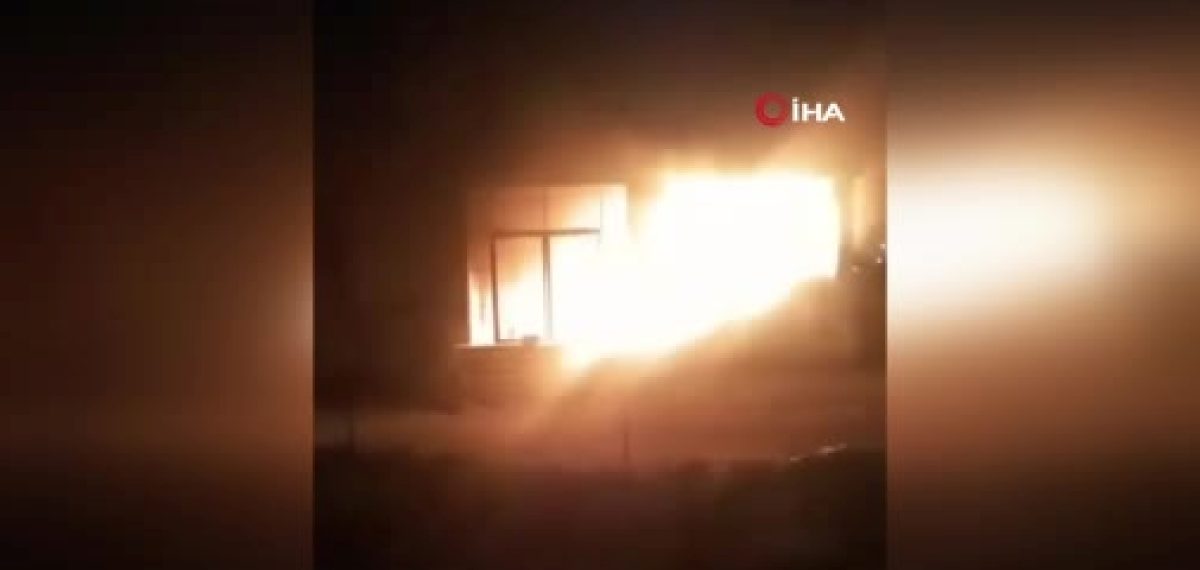 Yasa dışı yerleşimciler Nablus ve Tulkerim’de iki camiyi ateşe verdi