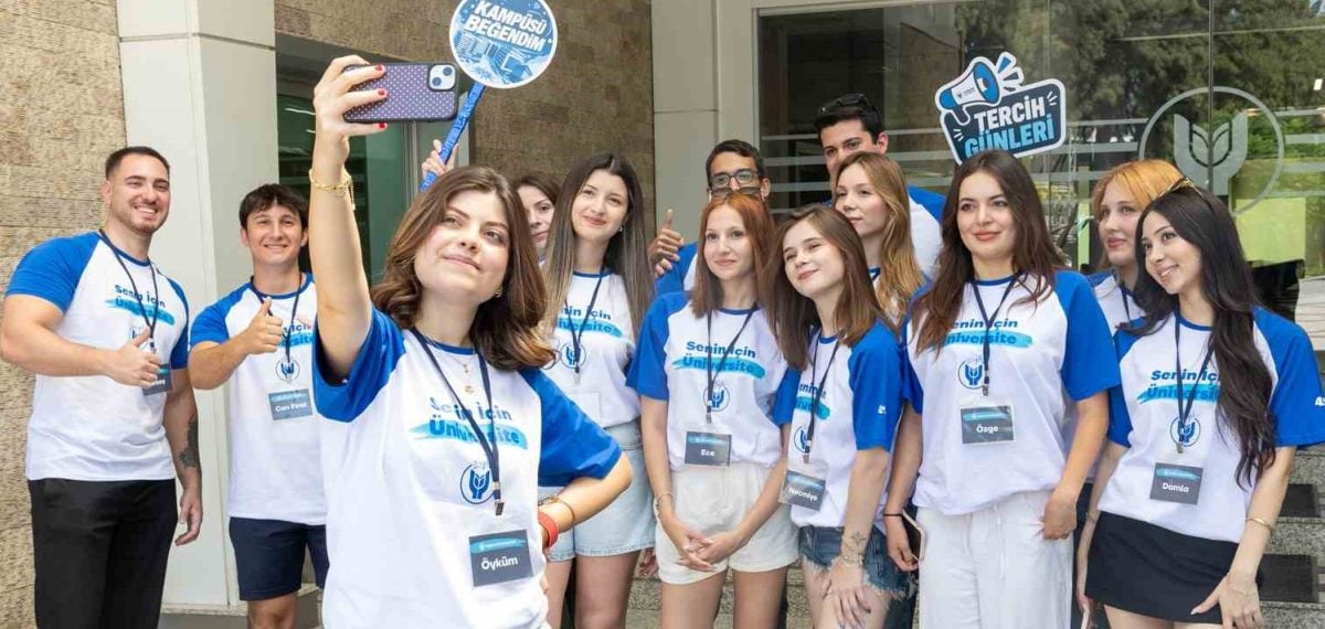 Yaşar Üniversitesi tercih günlerinde yapay zeka destekli YUVERSE ve avatar deneyimi sunuyor