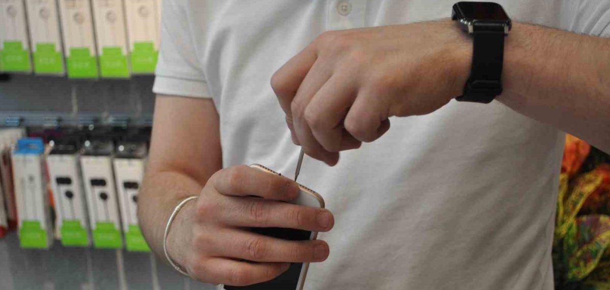 Yazın telefon şarjda bırakılmamalı, sahte batarya ömrü kısaltıyor