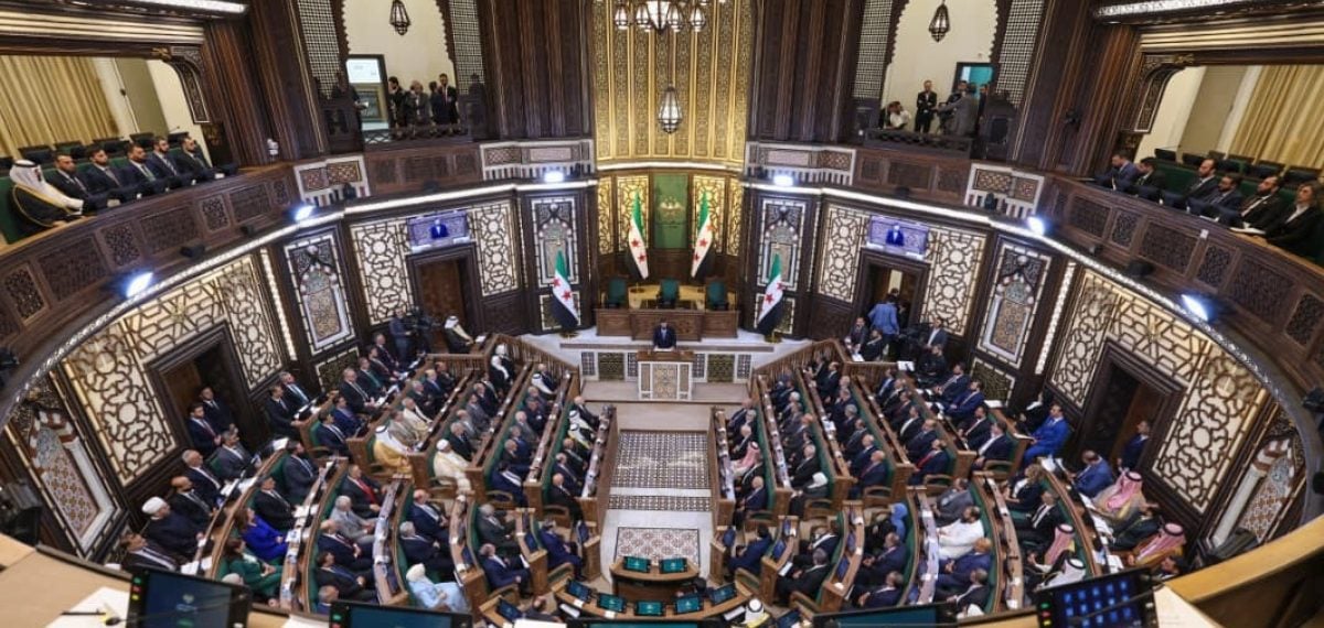 Yeni Suriye Halk Parlamentosu ilk oturumunu tamamladı, Abdülhamid el-Avvak başkan seçildi
