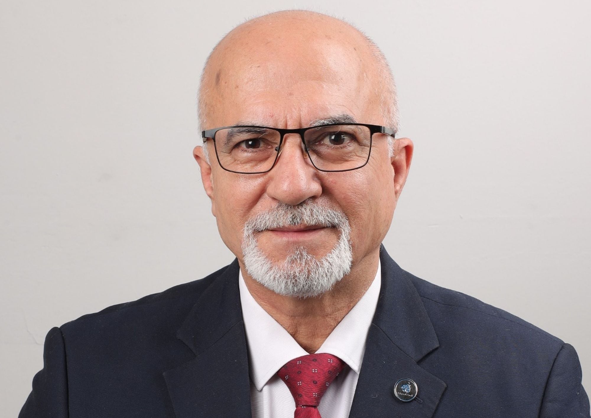 Liberal Parti Lideri Zübeyir Gülabi’nden NATO Zirvesi ve KHK Çıkışı: “Perdeler Gerçeği Gizleyemez”