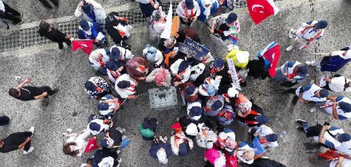 300 otobüs ve 15 bin teşkilat mensubuyla Ankara yolculuğu, İstanbul buluşması tamamlandı