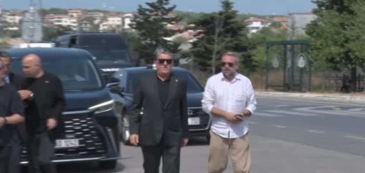Adalı: MHK Başkanı sürecekse Türk futbolu ilerlemez, yabancı VAR talebi gündemde
