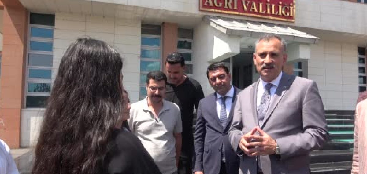 Ağrı’dan 200 öğrenci Çanakkale ve Ankara tarih-kültür gezisine uğurlandı