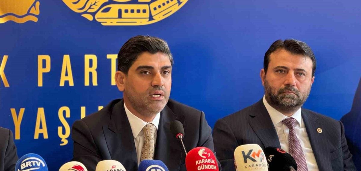 AK Parti 25. yılını Karabük’te değerlendirdi, yerel projelerde mesafe kat edildi