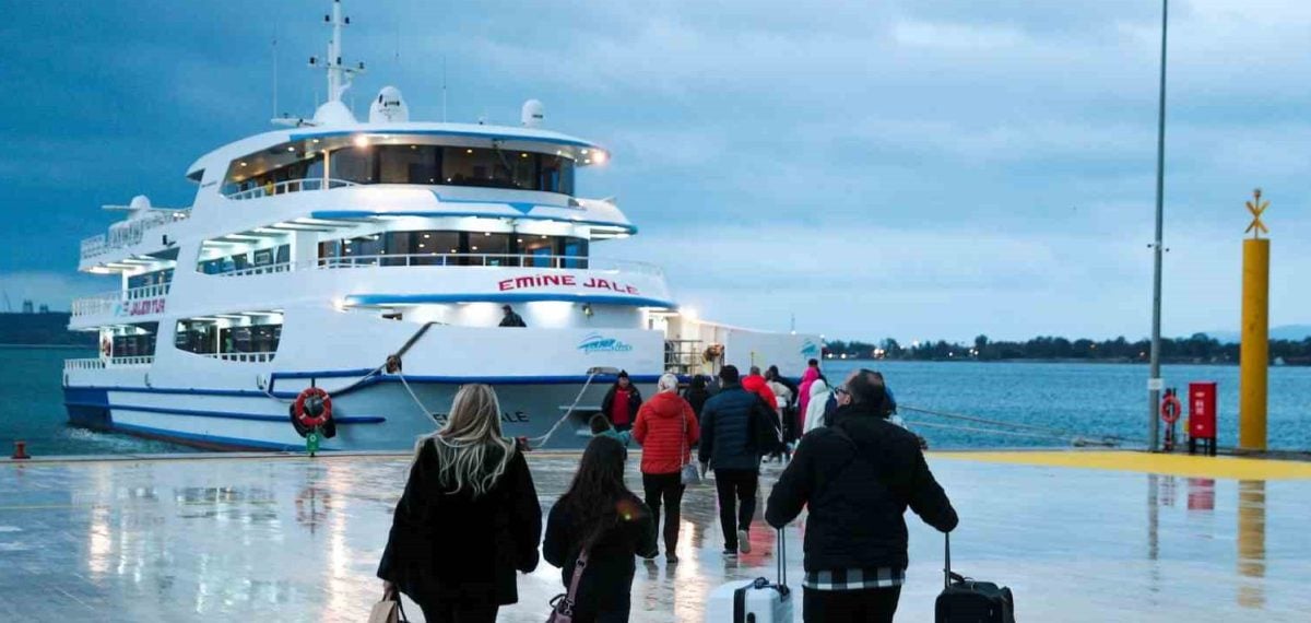 Aliağa–Midilli hattı ilk sezonda 35 bin yolcuya ulaştı, liman elleçlemesi düştü