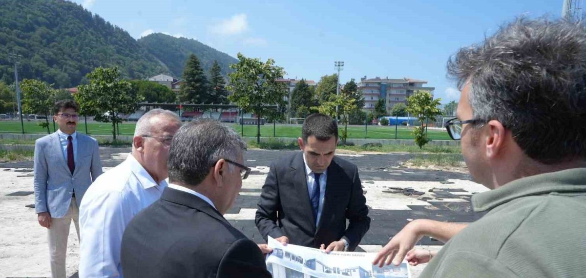 Ayancık’a yarı olimpik yüzme havuzu ve spor kompleksi düzenlemesi yapılıyor