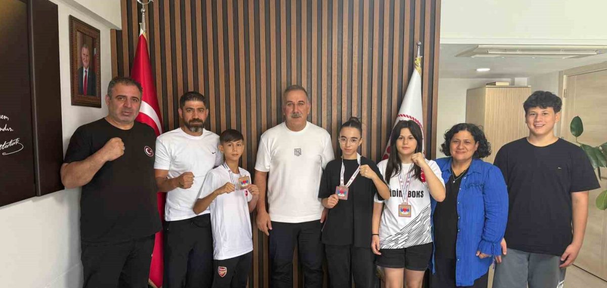 Aydınlı genç boksörler 2 altın 1 bronz madalya kazandı
