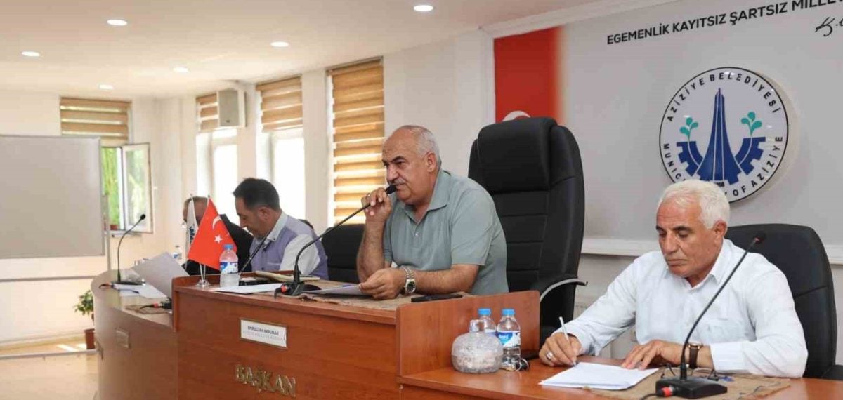 Aziziye’de bir caddeye Saltuklu Mahalle Muhtarı Erdinç Altun’un adı verildi