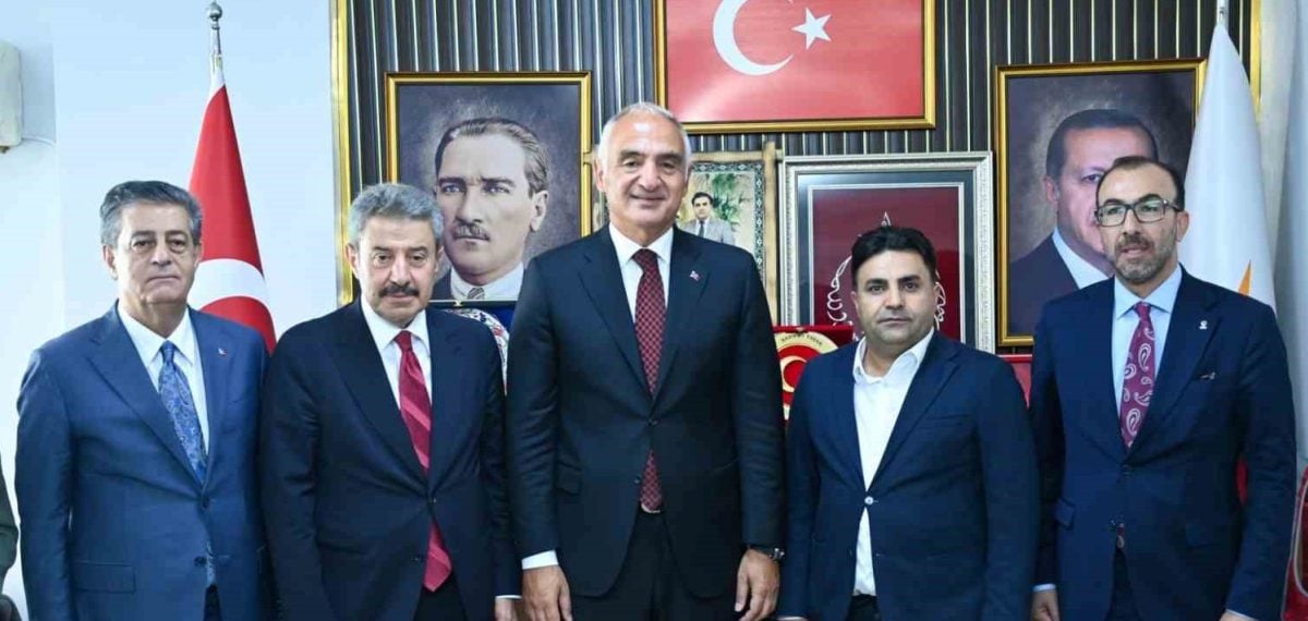 Bakan Ersoy Şırnak’ta kütüphane açtı ve ‘Terörsüz Türkiye’ vurgusu yaptı
