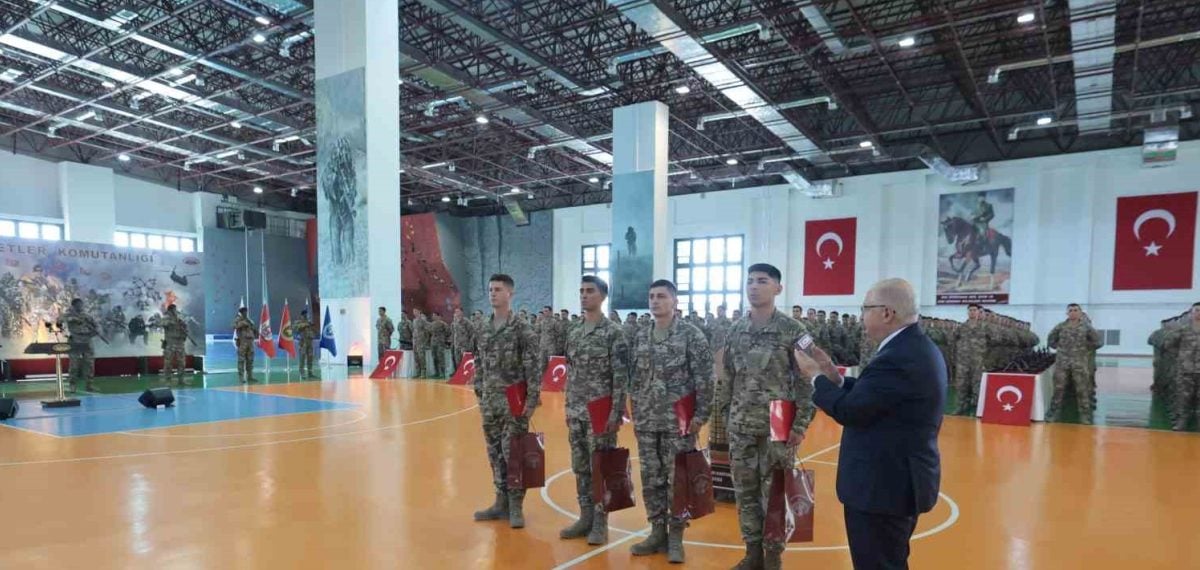 Bakan Güler: Bordo bereliler yeri doldurulamayan, en iyisi olmak zorunda
