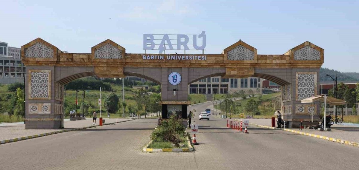 BARÜ’ye YKS-2026’de üst dilimlerden yoğun ilgi gösterildi, başarı arttı