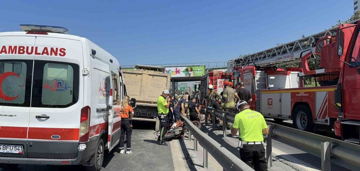 Basın Ekspres’te hafriyat kamyonunun altında kalan motosiklet sürücüsü hayatını kaybetti