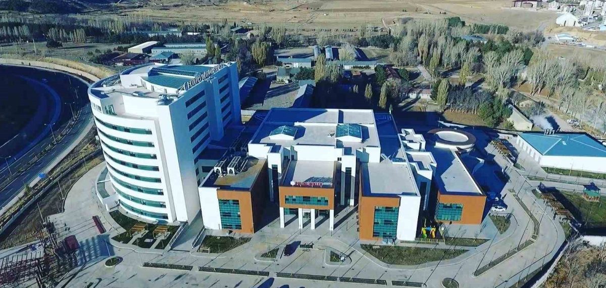 Bayburt Devlet Hastanesinde temmuz hasta sayısı 54 bin 76’ya yükseldi