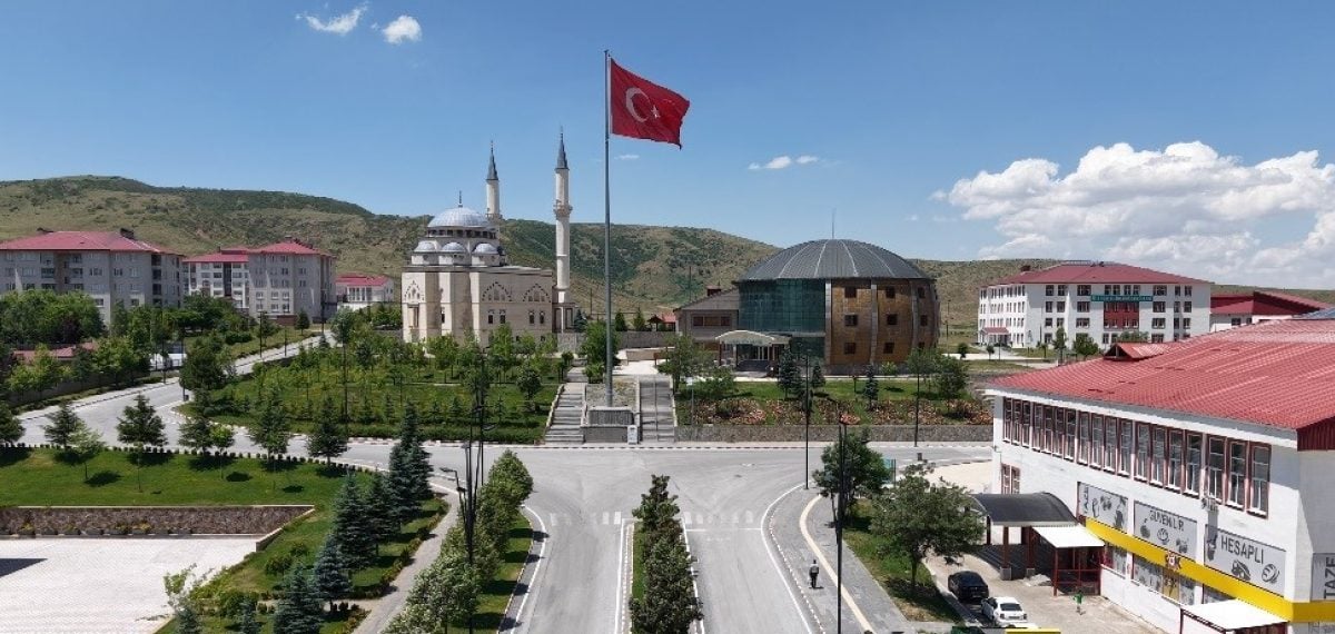 Bitlis Eren Tıp Fakültesi 27. sırada kapandı — İstanbul Üniversitesi’nde üç yıllık eğitim garantisi